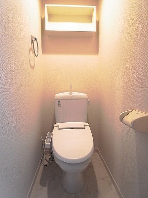 トイレ　清潔感のあるトイレです
