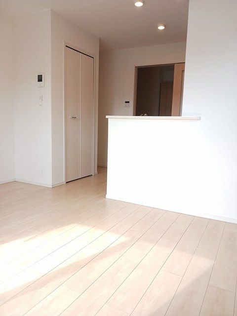 ミルト膳所 Aの居間写真