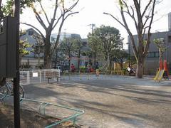 公園　南台公園（公園）まで745m
