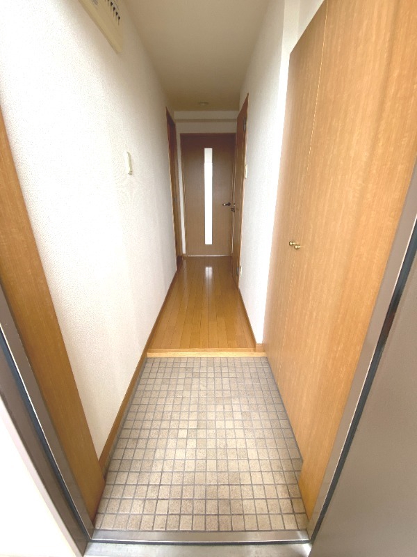 玄関　別号室