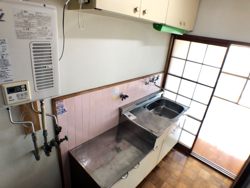 キッチン　２口コンロも置けます