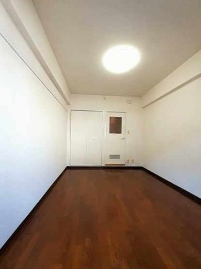 ＪＲ山手線 池袋駅 徒歩13分 4階建 築34年の内装写真