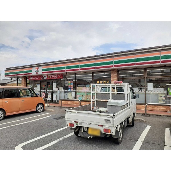 コンビニ　セブンイレブン南中島町店（コンビニ）まで490m