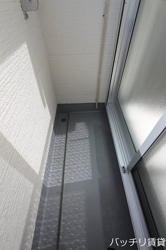バルコニー　同型タイプの為、現状を優先いたします。