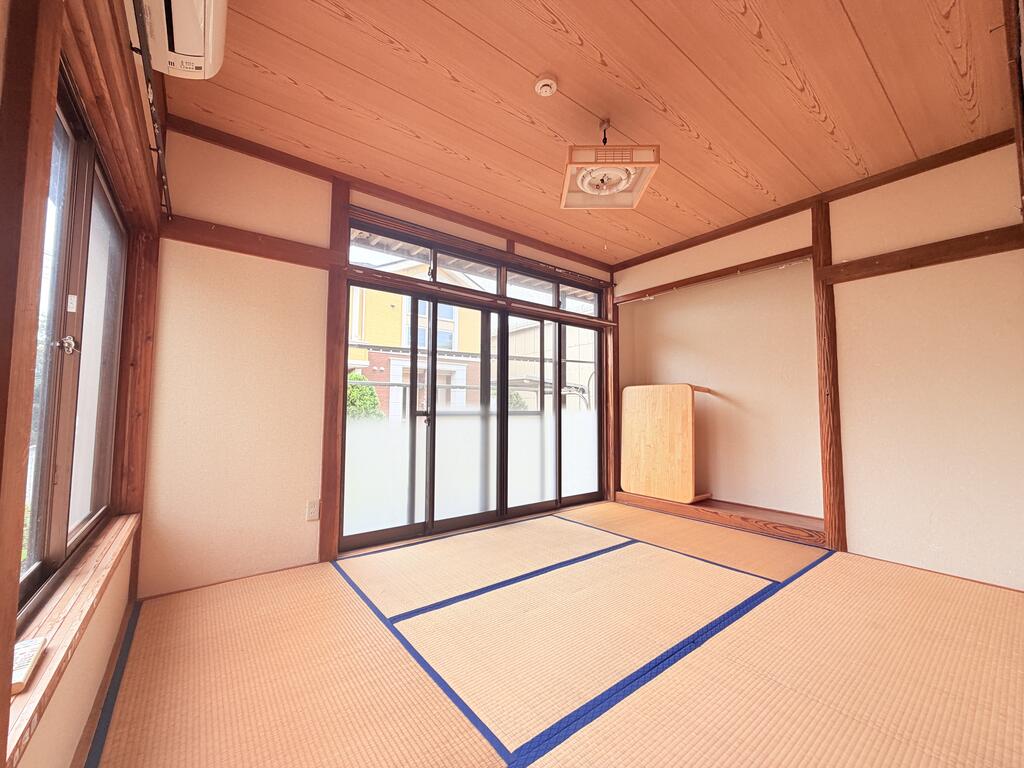 藤枝市郡・大庭園の家の内装写真