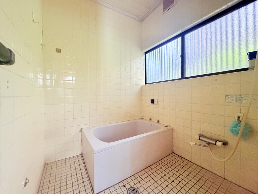 藤枝市郡・大庭園の家の風呂写真