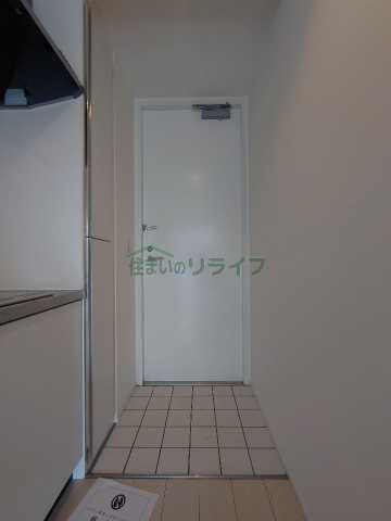 玄関　ＯＡＫ　ＳＱＵＡＲＥ　ＥＢＩＳＵ