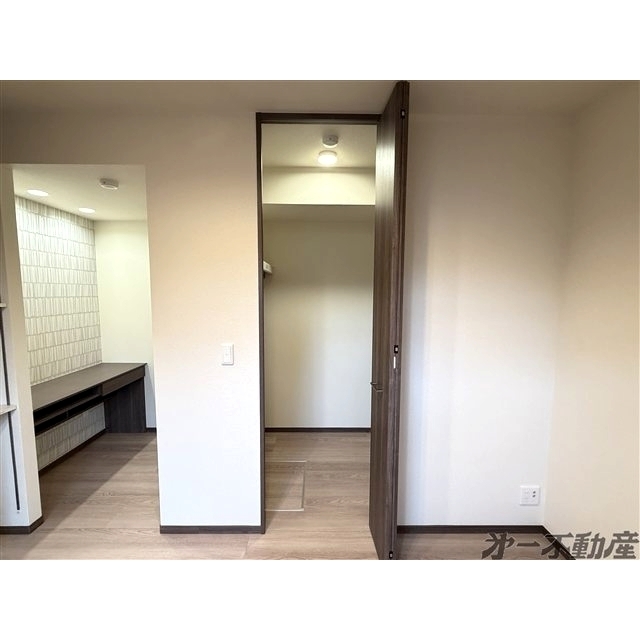 収納　ウォークインクローゼット