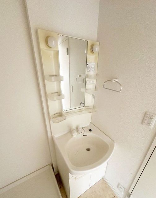 洗面設備　室内参考写真