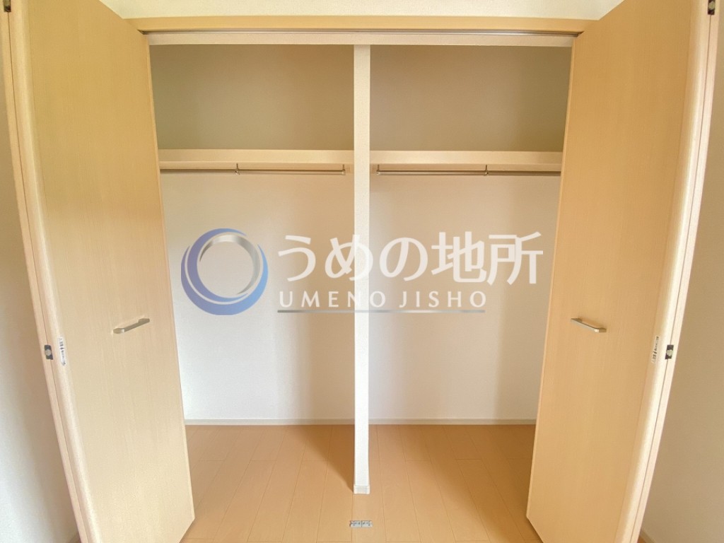収納　洋室収納