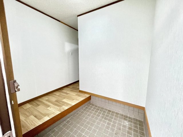 玄関　広くて明るい玄関