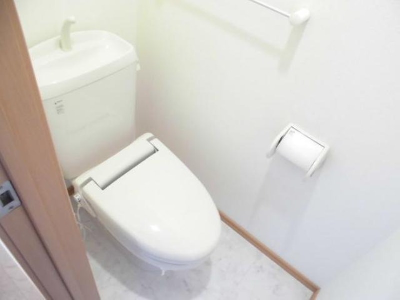 トイレ　図面と現状に相違がある場合には現状を優先