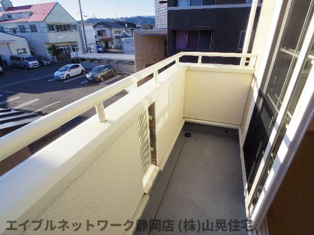 バルコニー　バルコニーがあります