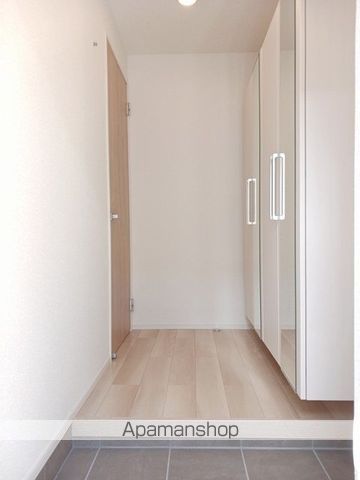ラポールIIIの玄関写真