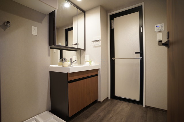 洗面設備　※写真は同タイプ住戸です。