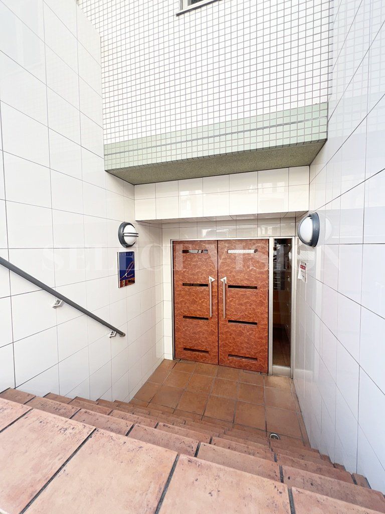 エテルノ高田馬場の外観写真