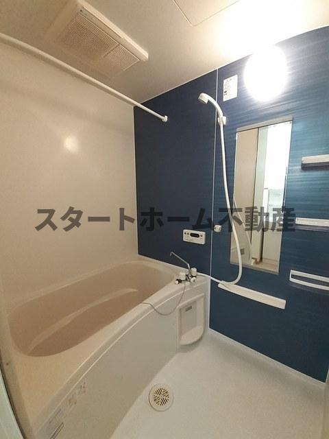 ＪＲ徳島線 石井駅 徒歩15分 2階建 築19年の風呂写真