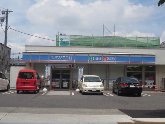 コンビニ　ローソン藤成通二丁目店（コンビニ）まで124m