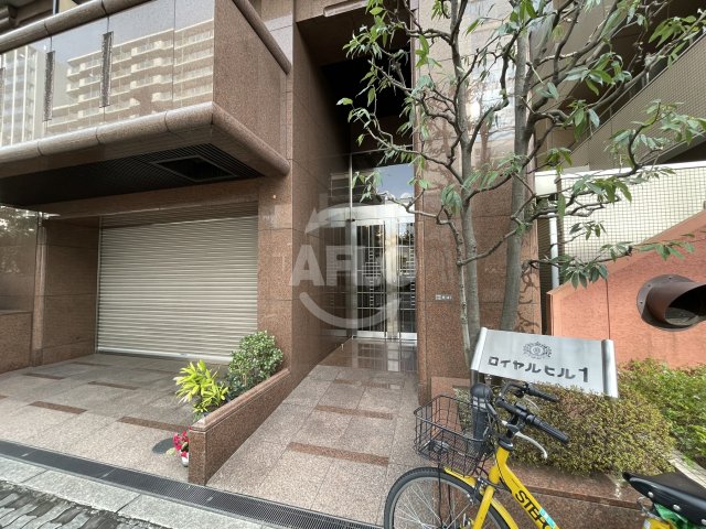 エントランス　ロイヤルヒルI　エントランス