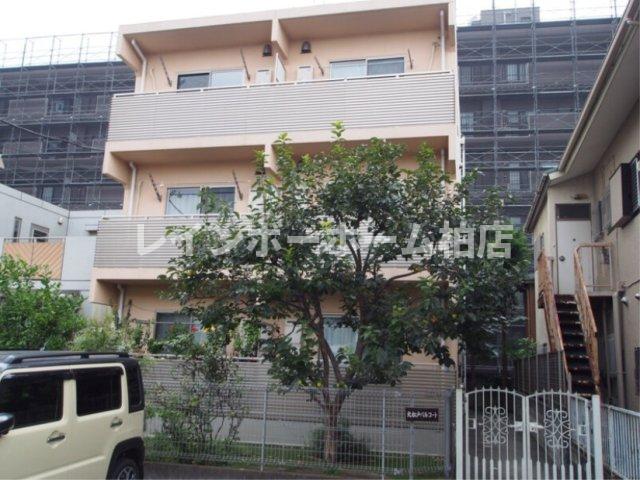 建物外観　落ち着いた雰囲気の外観です