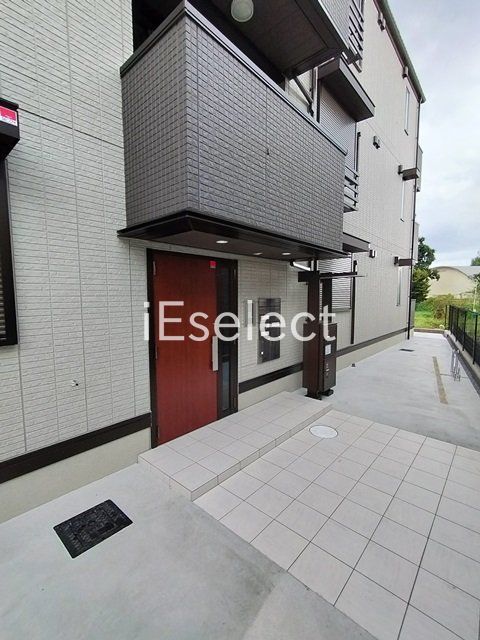 エントランス　安心のオートロック完備