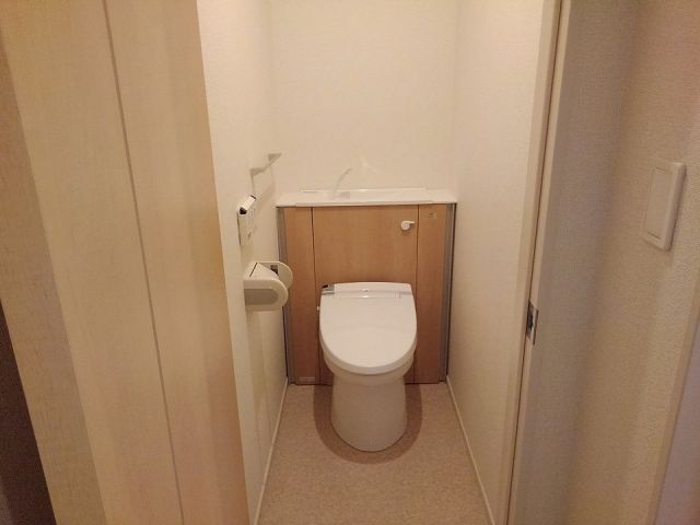 ロータスのトイレ写真