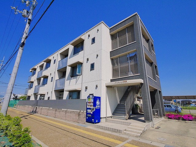 建物外観　きれいな外観です