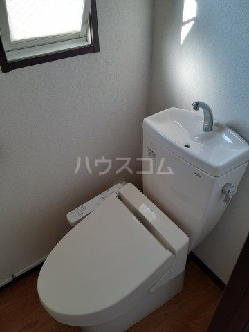 磯部ハイツ月見屋敷Aのトイレ写真