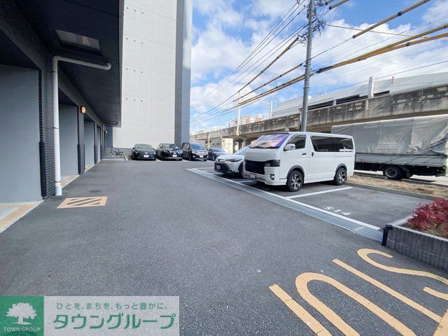 駐車場　駐車場