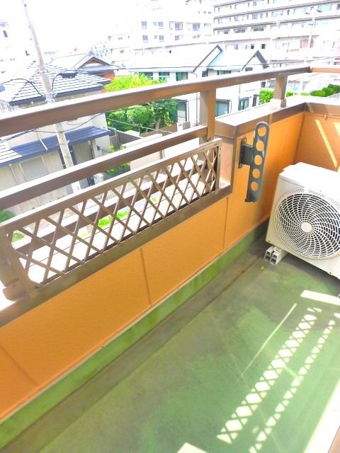 地下鉄東山線 池下駅 徒歩9分 4階建 築30年の内装写真