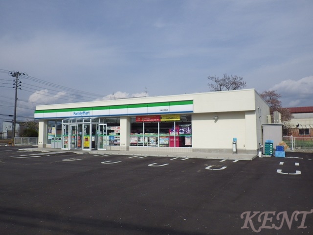 コンビニ　ファミリーマート札幌北23条東8丁目店（コンビニ）まで180m