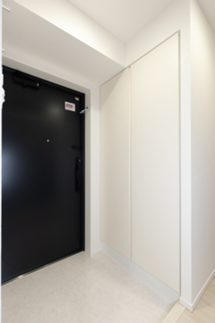 玄関　※写真は同タイプ住戸です。
