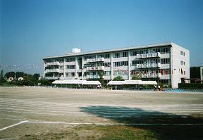 中学校　川越市立大東西中学校（中学校）まで1283m