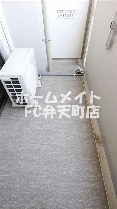 バルコニー　開放的で明るい空間を演出してくれるバルコニーです