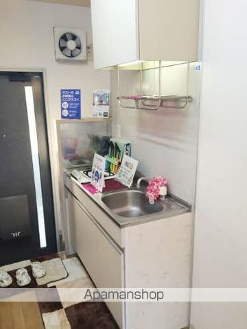 熊本電気鉄道 黒髪町駅 徒歩9分 2階建 築32年のキッチン写真