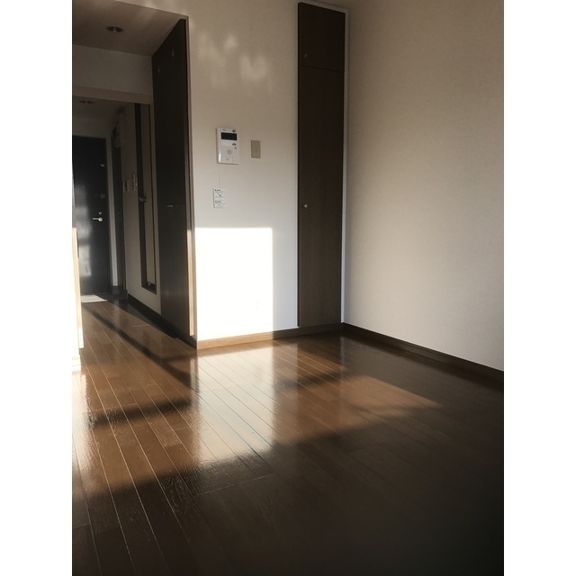 居室・リビング　※同タイプ別部屋の写真です。