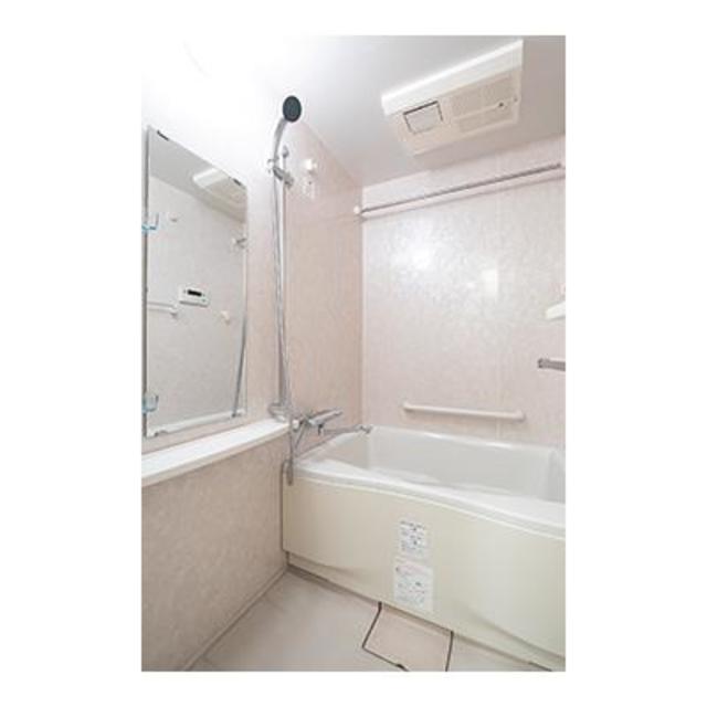 バス・シャワールーム　※写真は同タイプ住戸です。