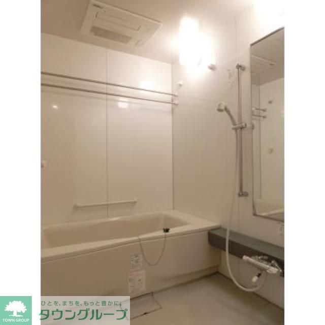 バス・シャワールーム　※写真は同タイプ住戸です。