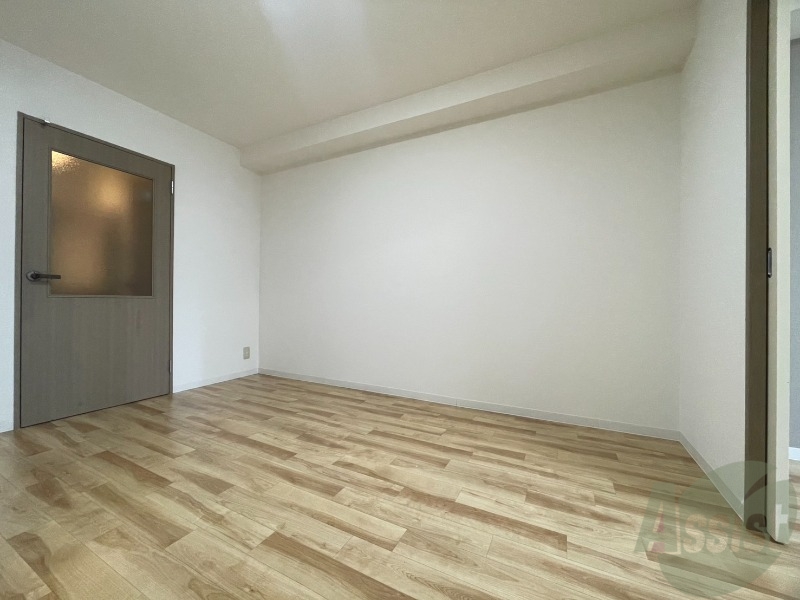 居室・リビング　広くてキレイなお部屋が広がっていて、充実した生活が送れそう。