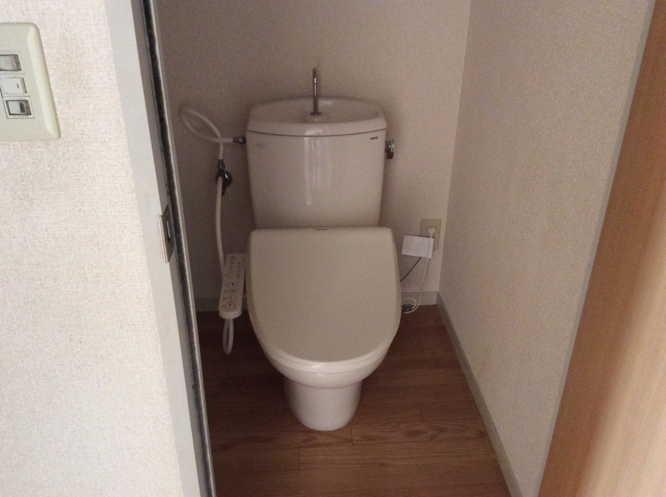 【前橋市二之宮町のアパートのトイレ】