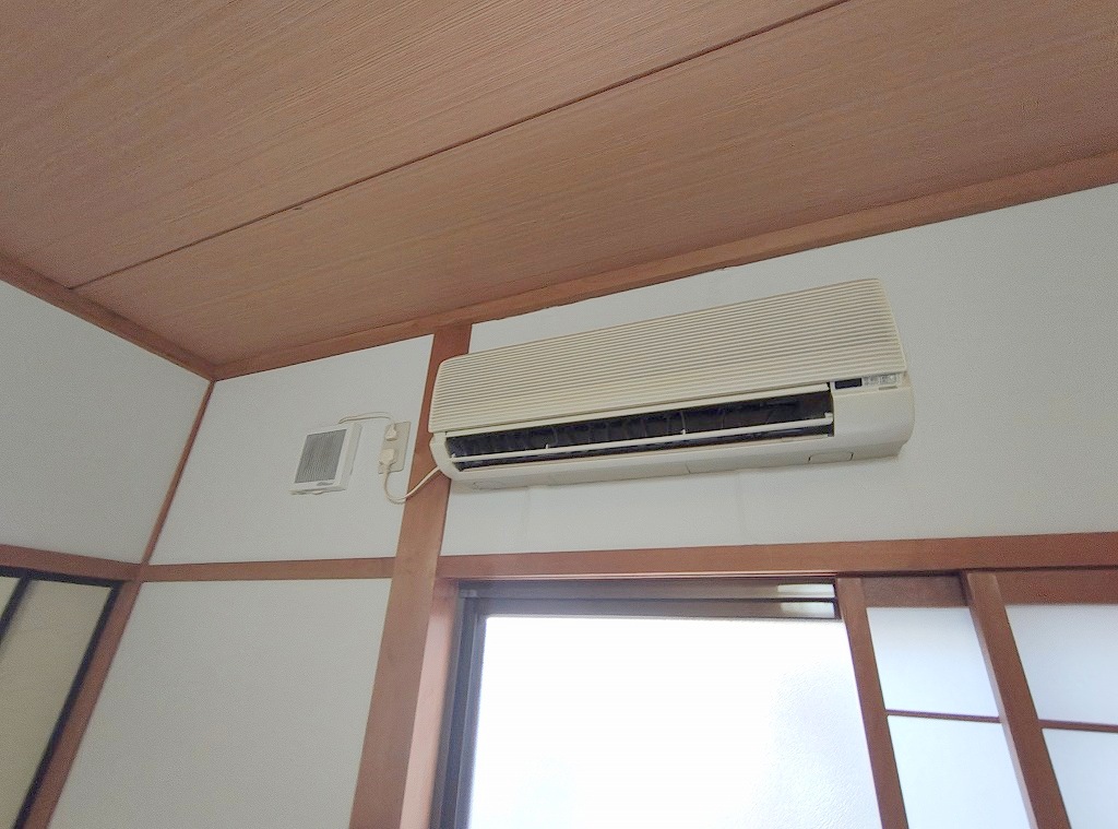 その他設備　エアコン2台残置物あり