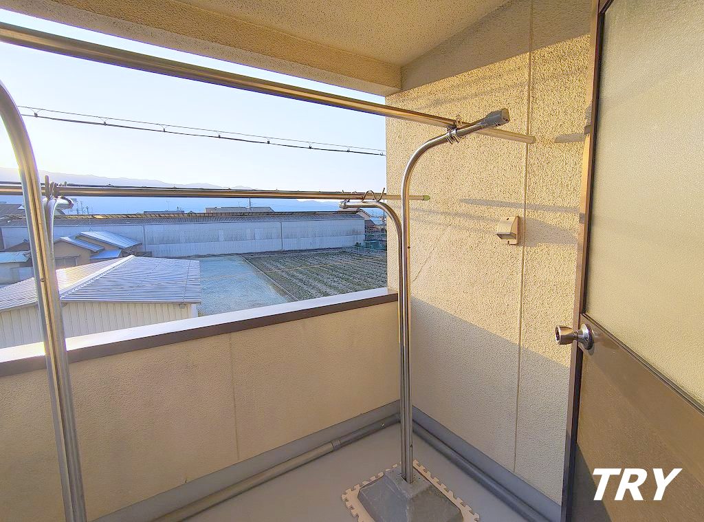 バルコニー　南向きのバルコニー