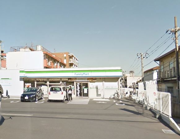 コンビニ　ファミリーマート小倉緑ヶ丘店（コンビニ）まで407m