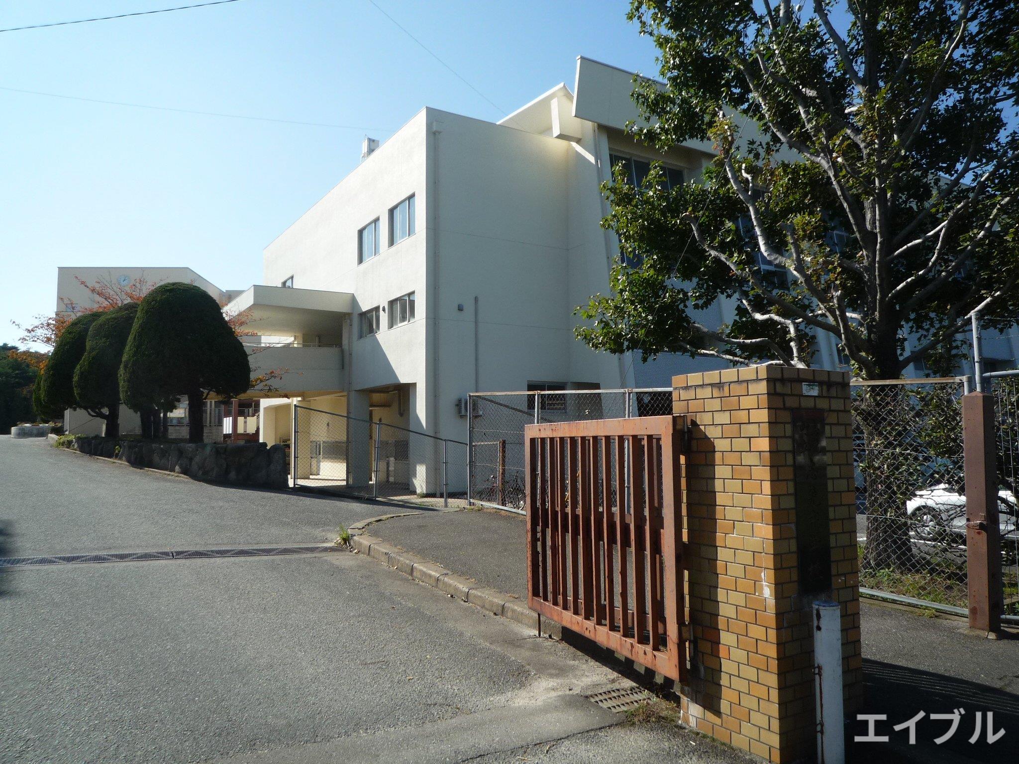 中学校　志免町立志免中学校（中学校）まで223m