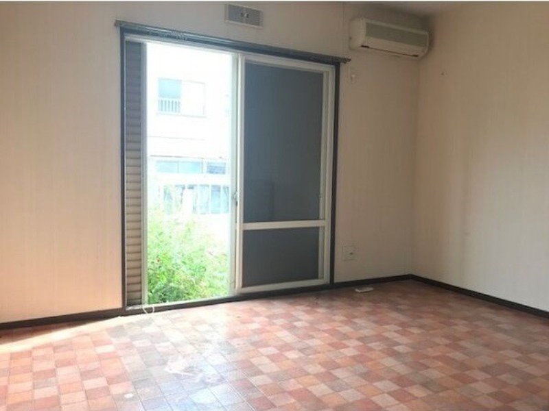 居室・リビング　図面と現状に相違がある場合には現状を優先