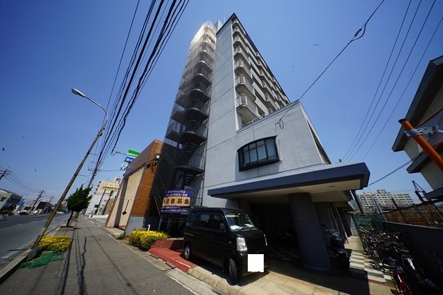 下関市大和町のマンションの建物外観