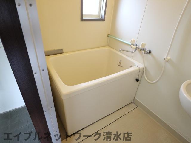 【静岡市清水区三保のアパートのバス・シャワールーム】
