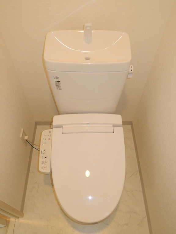 トイレ　ウォシュレット