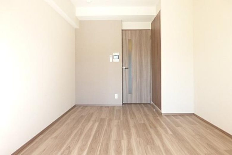 居室・リビング　別号室参考写真