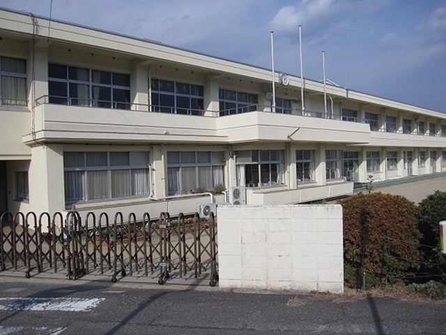 その他　浅口市立吉備小学校（その他）まで1000m